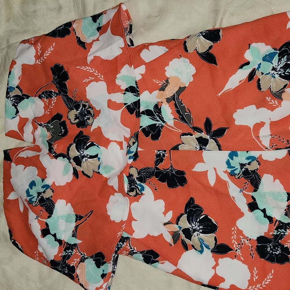 Saks 5th avenue orange romper size L